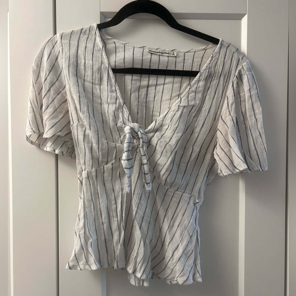 Abercrombie & Fitch v-neck striped blouse, size small
